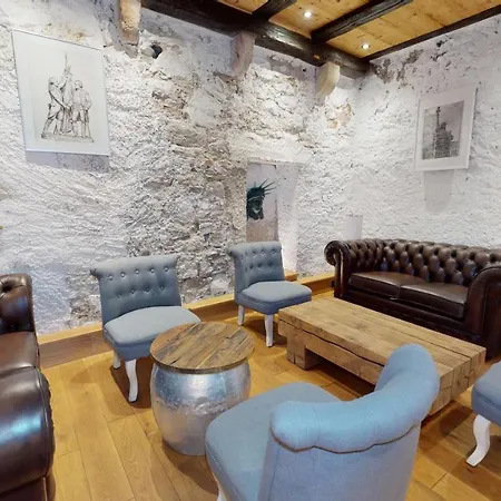 Maison Le Clos Bartholdi 公寓