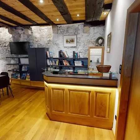 Maison Le Clos Bartholdi Apartment